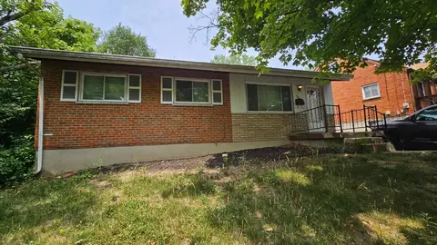 9041 Coogan Dr, Cincinnati, OH 45231