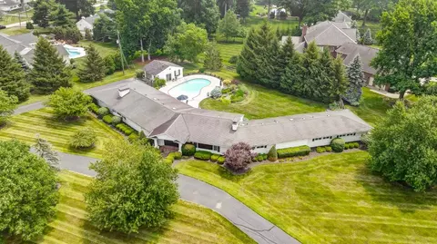 7265 Algonquin Dr, Cincinnati, OH 45243