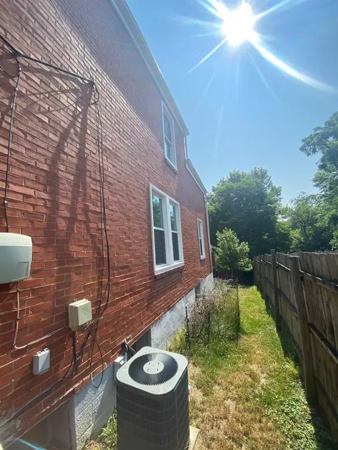 4112 Whetsel Ave, Cincinnati, OH 45227 photo 3