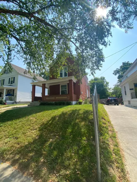 4112 Whetsel Ave, Cincinnati, OH 45227 photo 2