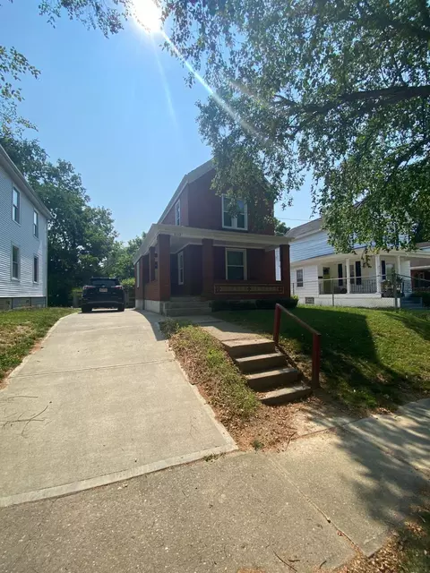 4112 Whetsel, Cincinnati, OH 45227
