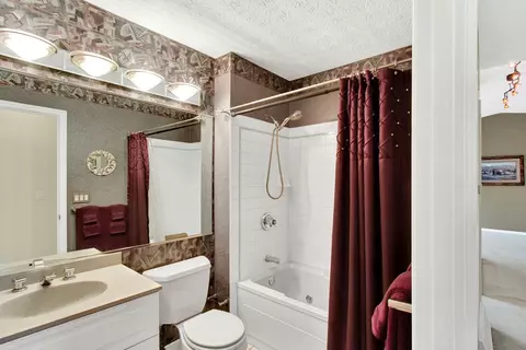 1412 Forester Dr, Cincinnati, OH 45240 photo 27