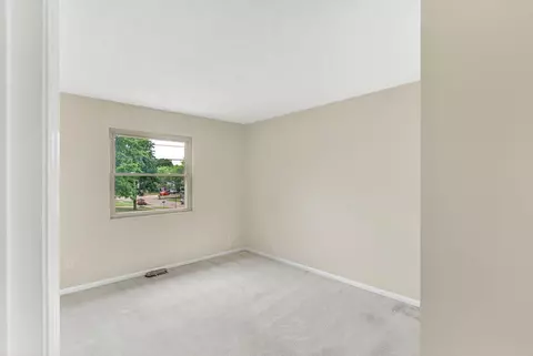 1412 Forester Dr, Cincinnati, OH 45240 photo 21