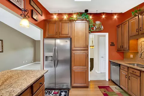1412 Forester Dr, Cincinnati, OH 45240 photo 9