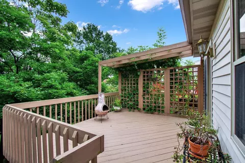 1412 Forester Dr, Cincinnati, OH 45240 photo 13