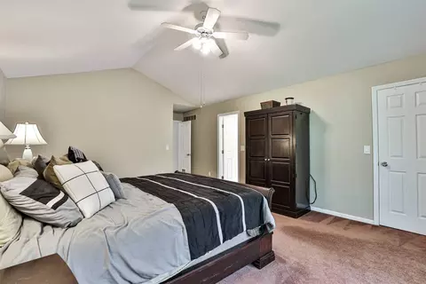 3877 Brigadoon Dr, Cincinnati, OH 45255 photo 21