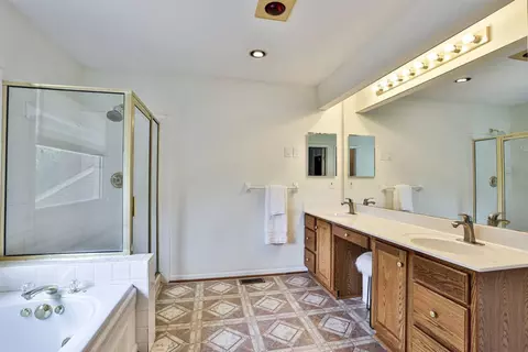 3877 Brigadoon Dr, Cincinnati, OH 45255 photo 24