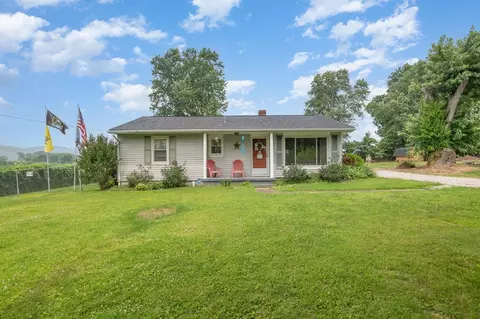 8627 St Rt 41, Aberdeen, OH 45101