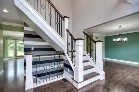 674 Dorgene Ln, Cincinnati, OH 45244 photo 5