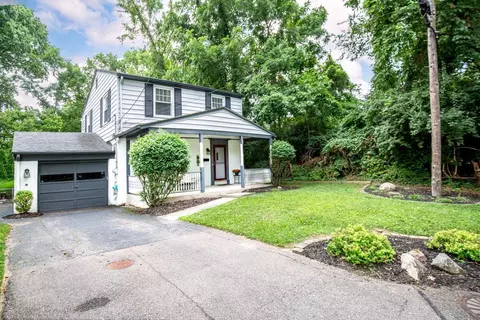 7286 Richmond Ave, Deer Park, OH 45236