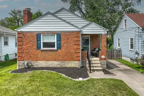 4416 Clifford Rd, Deer Park, OH 45236