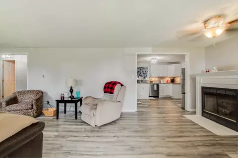 7473 Park Ave, Blanchester, OH 45107 photo 4