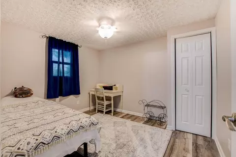 7473 Park Ave, Blanchester, OH 45107 photo 9