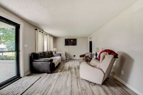 7473 Park Ave, Blanchester, OH 45107 photo 5