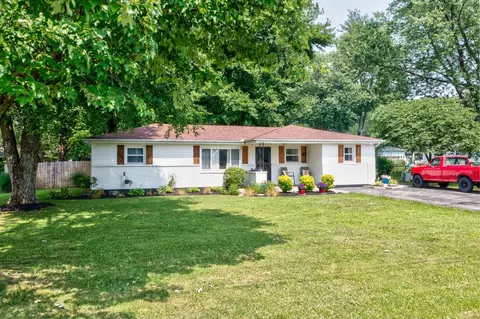 7473 Park Ave, Blanchester, OH 45107 photo 2