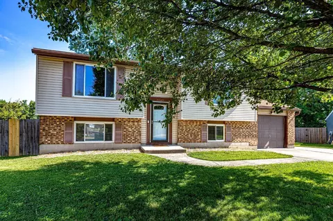 3269 Regal Ln, Colerain Twp, OH 45251