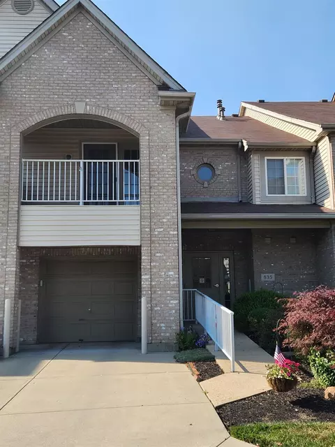 835 Neeb Rd #3, Cincinnati, OH 45233