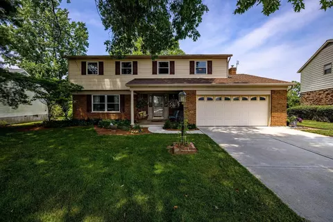 7312 Pickway Dr, Cincinnati, OH 45233