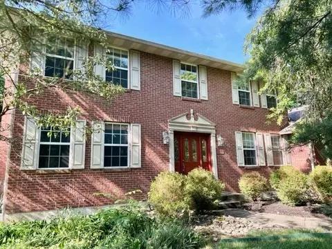 9867 Stonebridge Dr, Symmes Twp, OH 45140