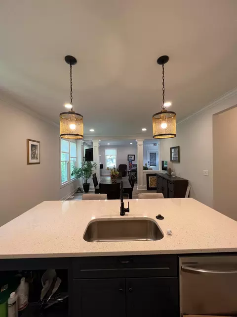 5740 Adelphi St, Cincinnati, OH 45227 photo 9
