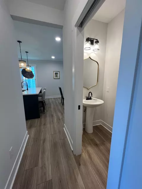 5740 Adelphi St, Cincinnati, OH 45227 photo 7