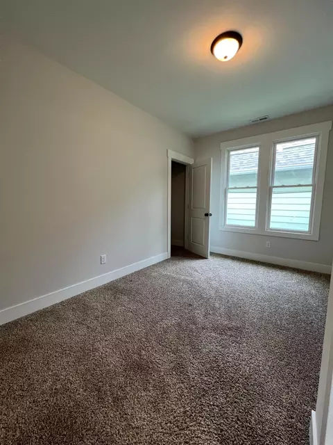 5740 Adelphi St, Cincinnati, OH 45227 photo 16