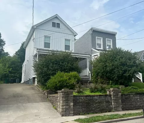 2831 Rosella Ave, Cincinnati, OH 45208