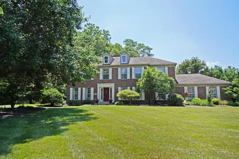 5014 Barnsby Ln, Cincinnati, OH 45244