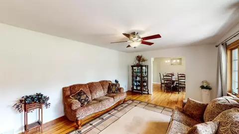 1012 Spruceglen Dr, Cincinnati, OH 45224 photo 4
