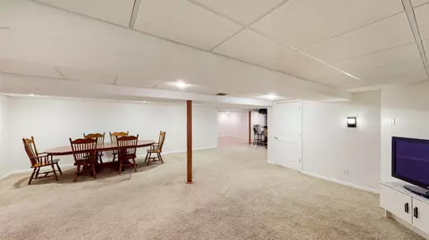1012 Spruceglen Dr, Cincinnati, OH 45224 photo 22