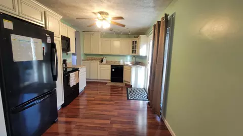 4838 Stoneybrook Rd, Cincinnati, OH 45244 photo 9