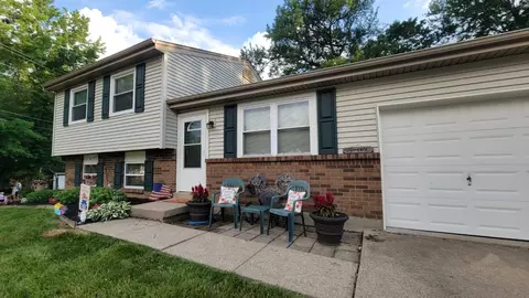 4838 Stoneybrook Rd, Cincinnati, OH 45244 photo 2
