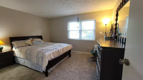 4838 Stoneybrook Rd, Cincinnati, OH 45244 photo 18