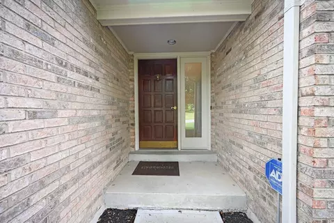8922 Appleseed Dr, Cincinnati, OH 45249 photo 4