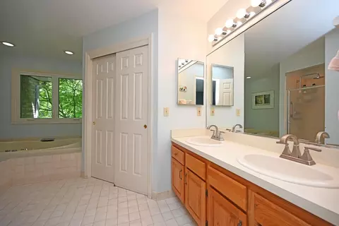 8922 Appleseed Dr, Cincinnati, OH 45249 photo 27