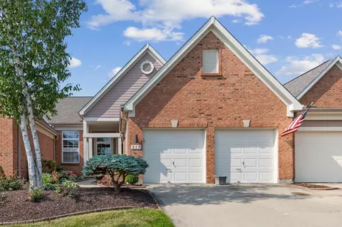 857 Grand Cypress Ct, Cincinnati, OH 45245