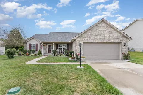 355 Stone Ridge Ln, Middletown, OH 45044