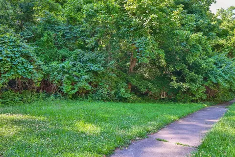 3120 Gobel Ave, Cincinnati, OH 45211
