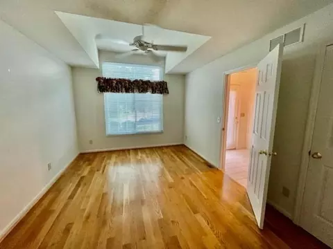 8195 Riversedge Cir, Maineville, OH 45039 photo 12