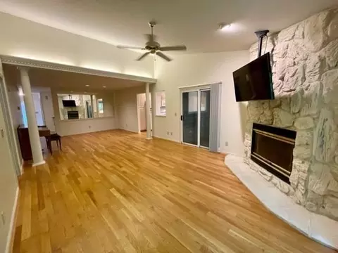 8195 Riversedge Cir, Maineville, OH 45039 photo 3