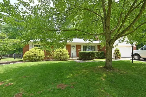11602 Woodwind Dr, Symmes Twp, OH 45140