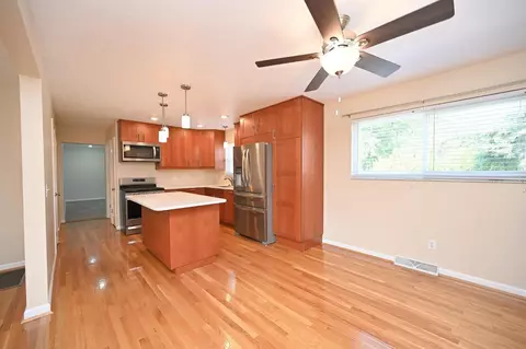 1139 Oldwick Dr, Reading, OH 45215 photo 5