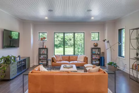 407 Collins Ave, Cincinnati, OH 45202 photo 6
