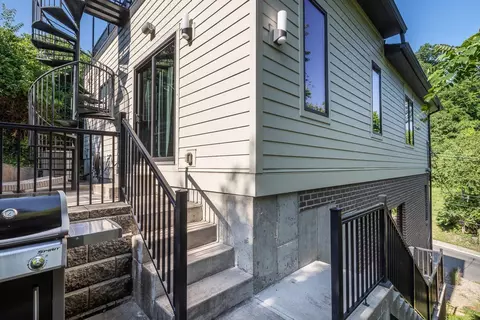 407 Collins Ave, Cincinnati, OH 45202 photo 36