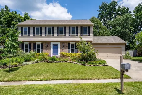 7938 Dunview Ct, Cincinnati, OH 45255 photo 2