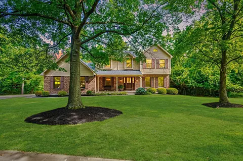 7453 Kingston Hill Ct, Cincinnati, OH 45255