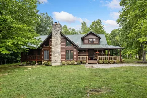 8122 Grimes Rd, Russellville, OH 45168