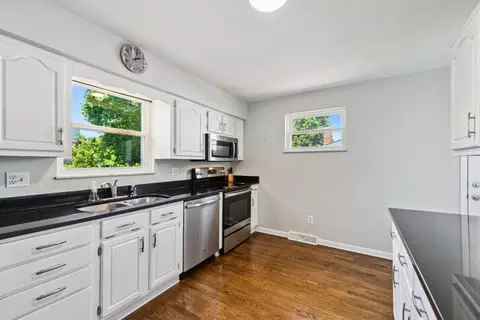 583 Libbejo Dr, Cincinnati, OH 45233 photo 12