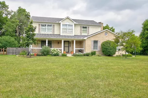 5481 Aspen Dr, Mason, OH 45040