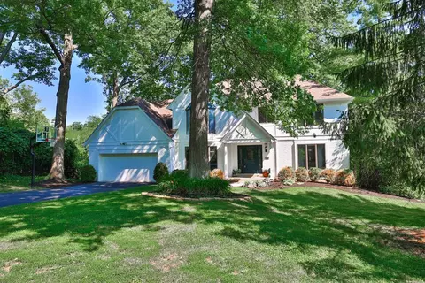 10461 Grand Oaks Ln, Montgomery, OH 45242